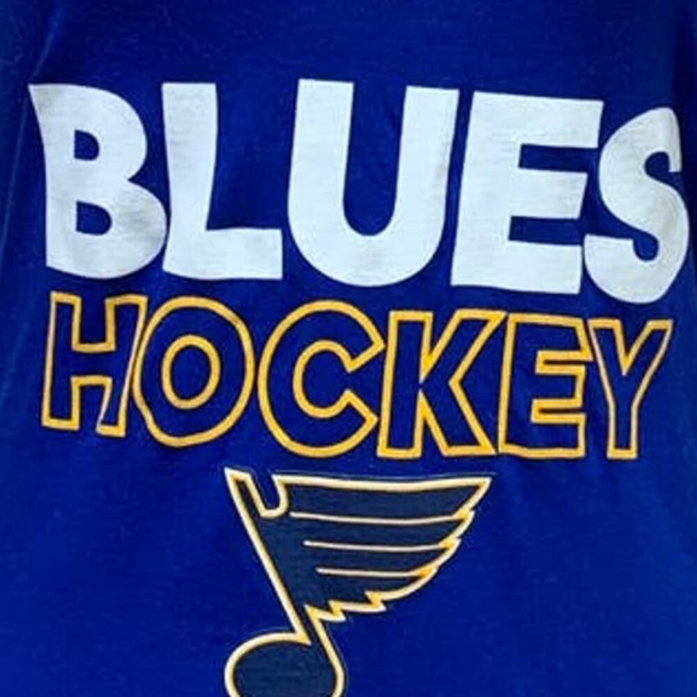 Adidas Womens Small NHL St Louis Blues Ultimate 100% Polyester V-Neck Ladies Tee - Picture 2 of 5